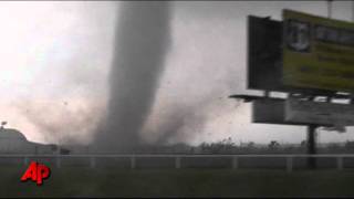 Raw Video Oklahoma Tornado Caught on Tape [upl. by Colwell]