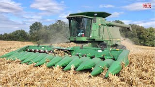 JOHN DEERE 9600 Combine Harvesting Corn [upl. by Leinadnhoj]