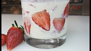 STRAWBERRIES AND CREAM  Fresas Con Crema  Strawberries and Cream Recipe [upl. by Ttoille]