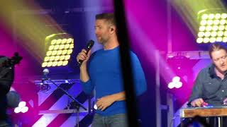 Josh Turner LiveTurn the Lights Down Low [upl. by Sillert841]