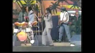 Gregory isaacs Live Sunsplash 1985 [upl. by Rumpf]