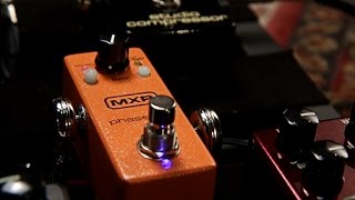 MXR M290 Phase 95 Guitar Effects Pedal [upl. by Ennoitna94]