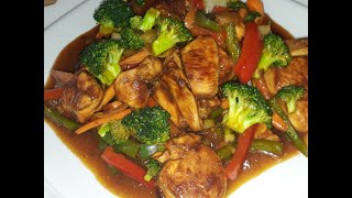 Pollo Salteado con Vegetales [upl. by Santos885]