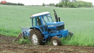 FORD 9700 Tractor Plowing [upl. by Gretchen]