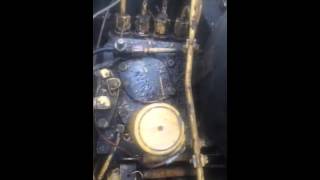 Caterpillar Cat 3208 starting problem [upl. by Nniuqal52]