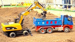 RC CONSTRUCTION MODELS amp RC TRUCKS IN MOTION CAT MOBILE EXCAVATOR [upl. by Malena550]