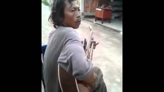 Street guitarist plays Wish You Were Here by Pink Floyd [upl. by Rakia717]