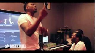 MEEK MILL AND LOS FREESTYLE IN STUDIO [upl. by Bordiuk]