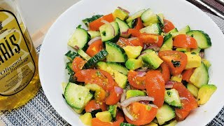 Grüner Salat mit fantastischem Dressing 😋 Tomaten Gurken und Avocado ❤️ [upl. by Cromwell]