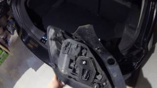 Vauxhall Opel Astra H How to change the Rear Light bulbs or Remove the rear light [upl. by Alul771]