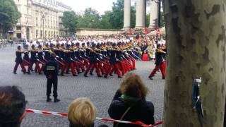 paris 14 juillet défilé [upl. by Reedy978]