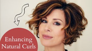 HOW TO STYLE LAYERED SHORT NATURAL CURLY HAIR  Dominique Sachse [upl. by Erialc]